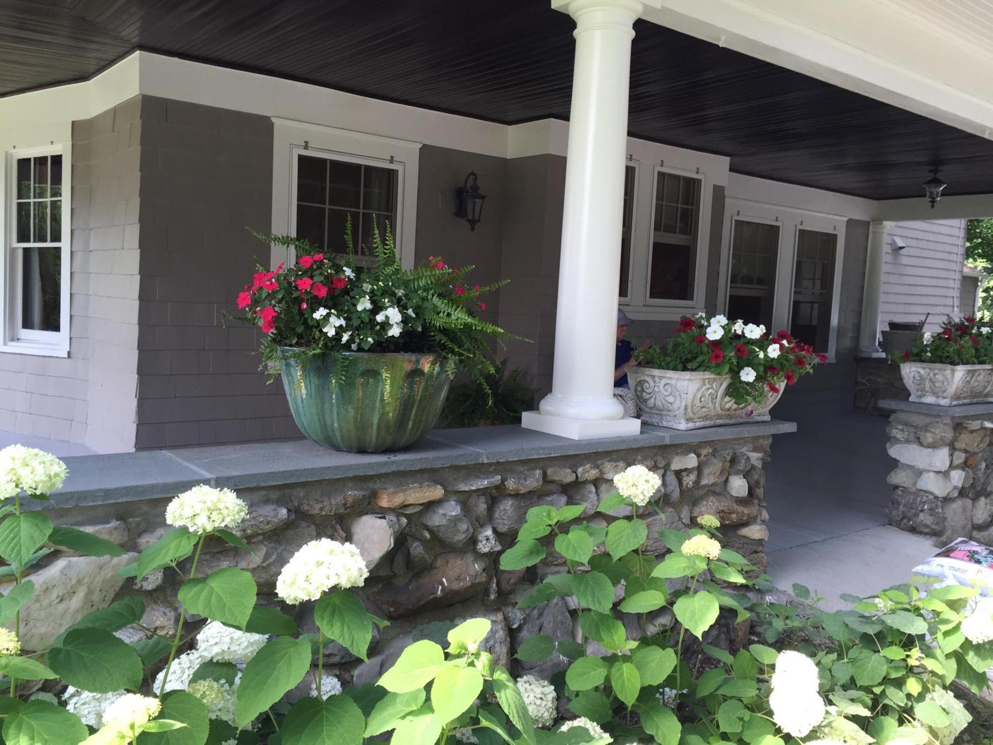 Hilltop House Bed & Breakfast Amenia ภายนอก รูปภาพ