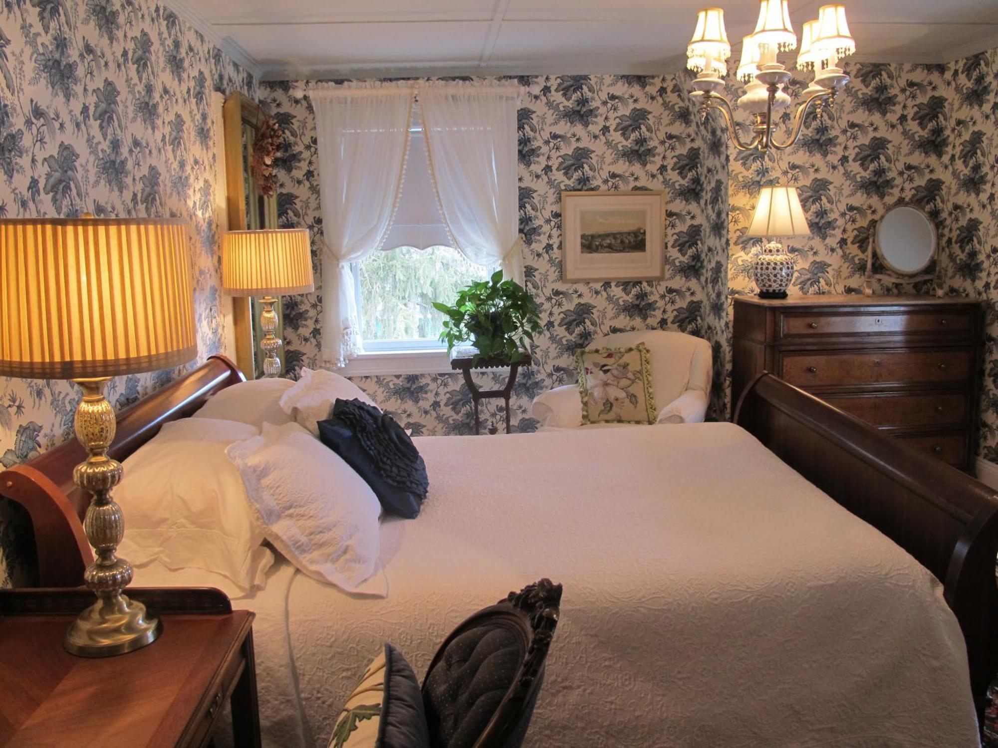 Hilltop House Bed & Breakfast Amenia ภายนอก รูปภาพ