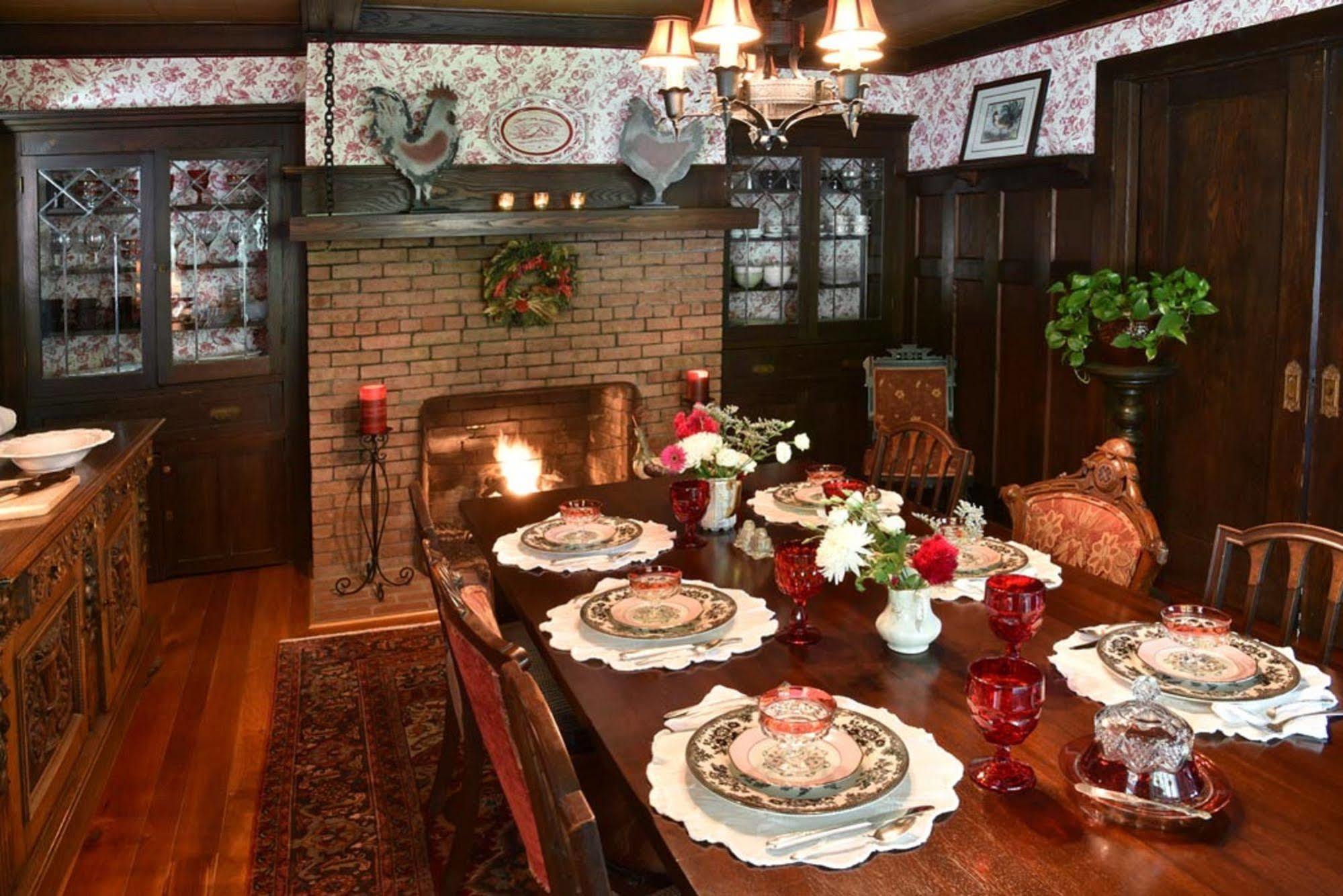 Hilltop House Bed & Breakfast Amenia ภายนอก รูปภาพ