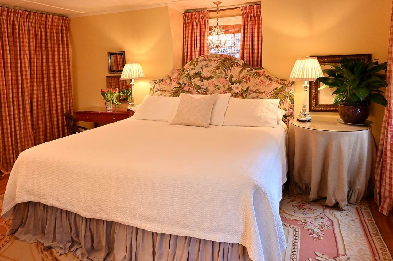 Hilltop House Bed & Breakfast Amenia ภายนอก รูปภาพ